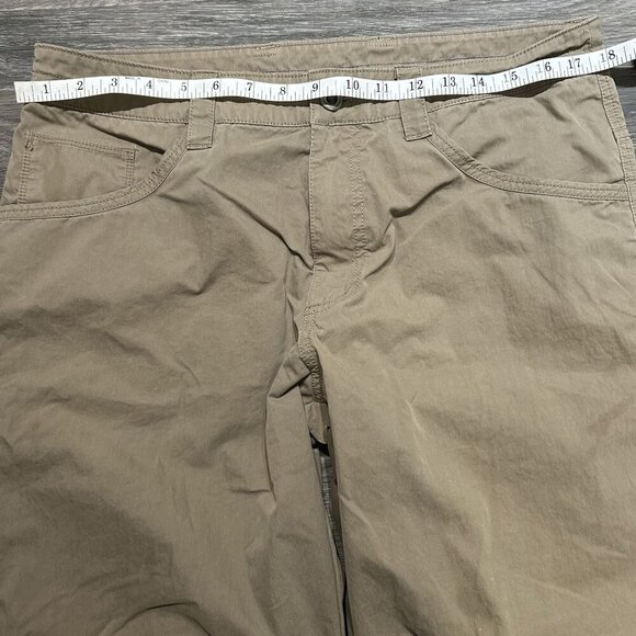 Patagonia Pants 34x31 Lightweight Hiking Straight Leg Organic Cotton Tan READ - Picture 5 of 12